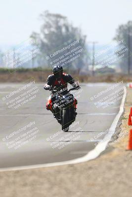 media/Sep-20-2025-TrackDaz (Sat) [[27f0cde673]]/B Group/220pm (Turn 9)/